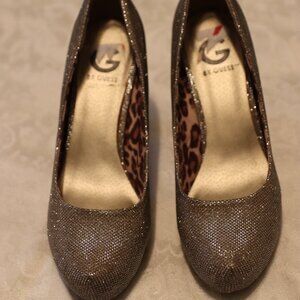 G by Guess Round Toe Gold Glitter Platform Pump Heel Shoes Size 9.5